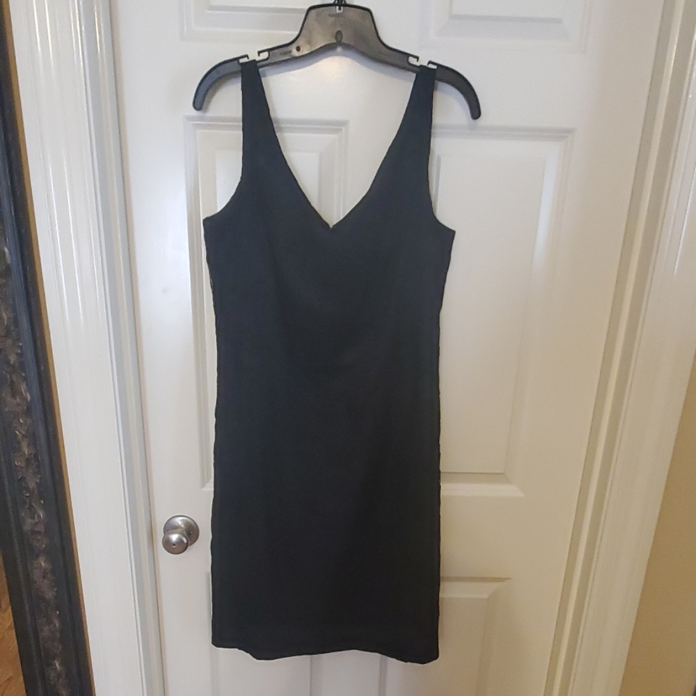 Ann Taylor cocktail dress Size 12 black lace